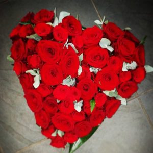 Cœur rouge pour les deuils à Toulouse
